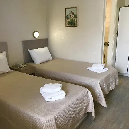 Hotel Sailor's Nautical Concept Ligoneri