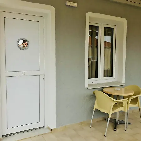 Sailor's Nautical Concept Hotel 2*